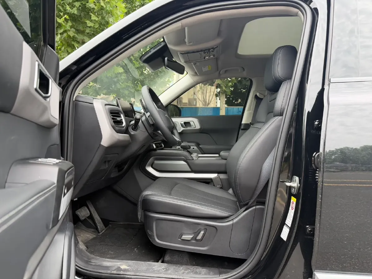 2025 FangChengBao Tai 3 BEV,autocango,china used car exporter,china ev exporter,chinese used car exporter,chinese used ev exporter