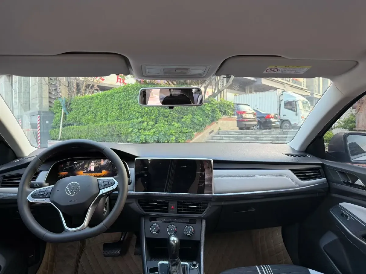 2023 Volkswagen Bora 1.2T 116HP L4 7DCT,autocango,china used car exporter,china ev exporter,chinese used car exporter,chinese used ev exporter