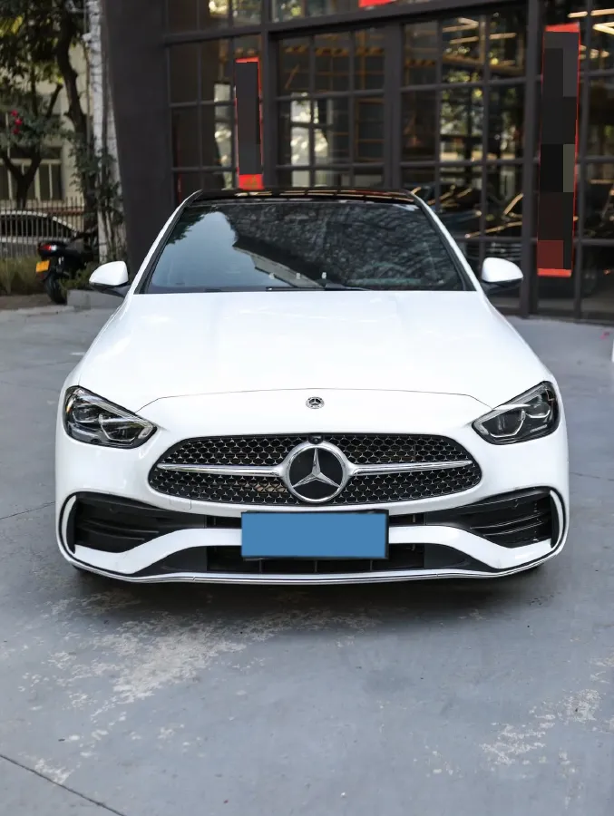 2025 Mercedes-Benz C Class 1.5T 204HP L4 9AT,autocango,china used car exporter,china ev exporter,chinese used car exporter,chinese used ev exporter