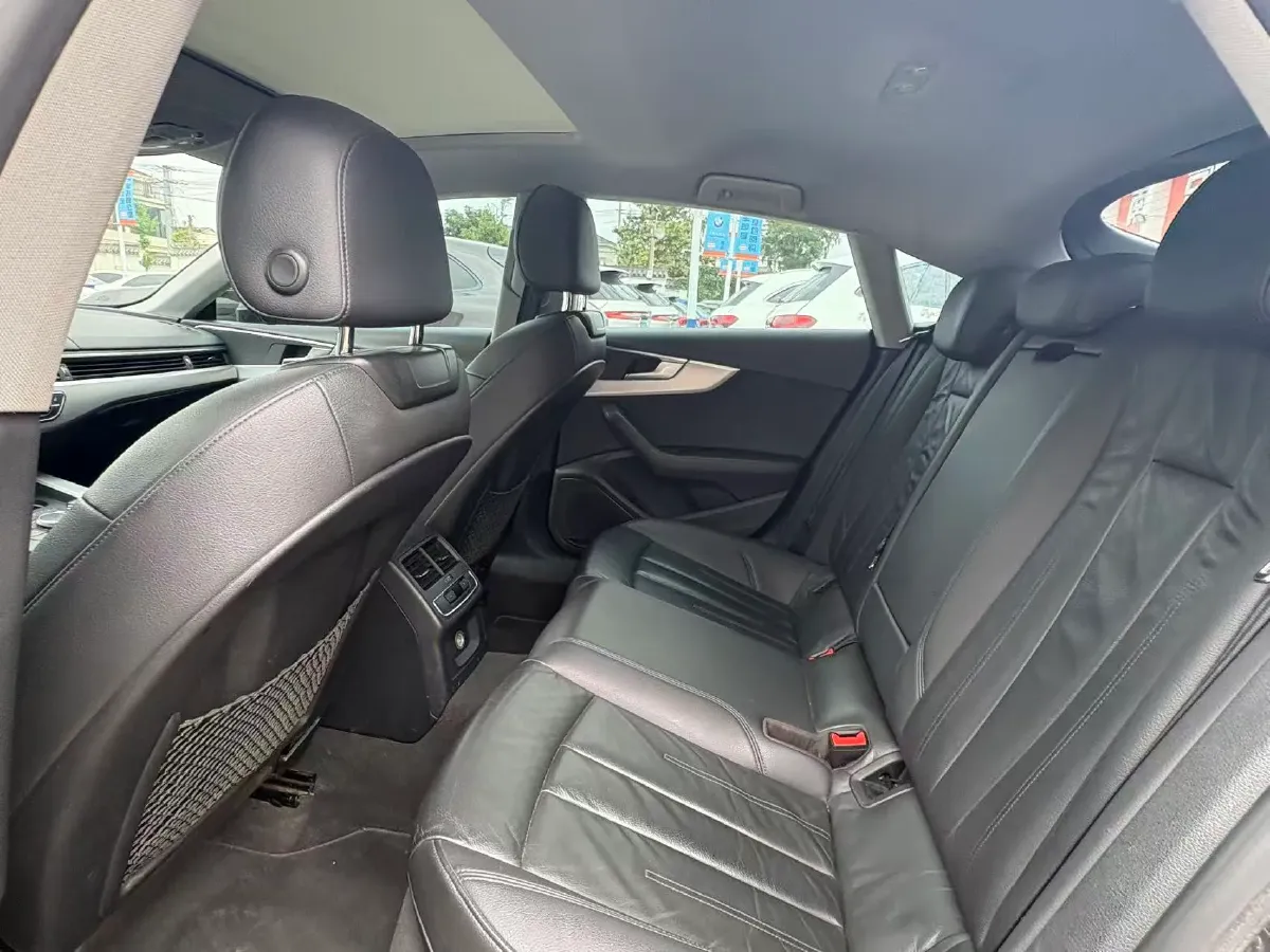 2019 Audi A5 2.0T 190HP L4 7DCT,autocango,china used car exporter,china ev exporter,chinese used car exporter,chinese used ev exporter
