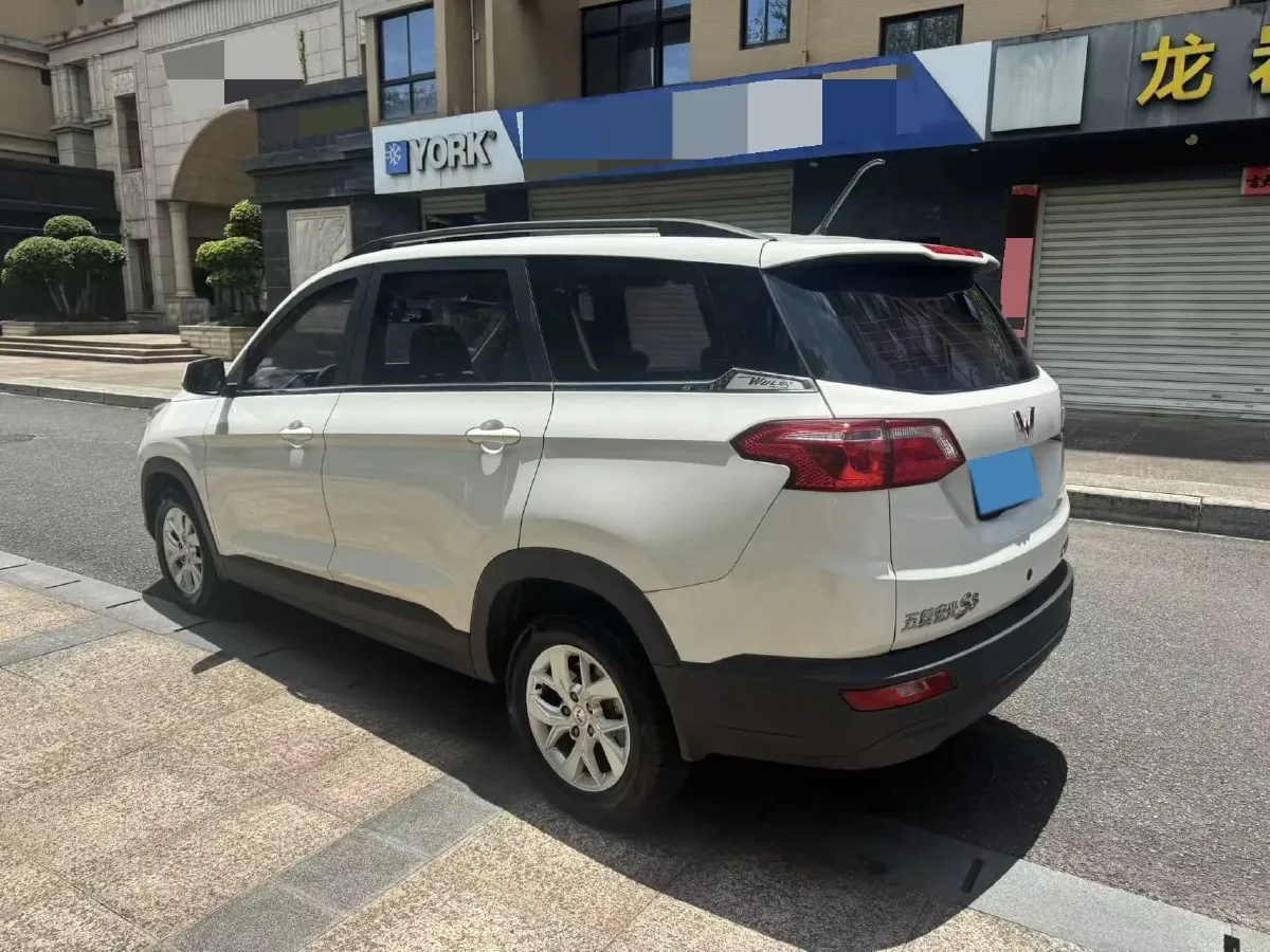 2019 WuLing HongGuang S3 1.5L 99HP L4 6MT,autocango,china used car exporter,china ev exporter,chinese used car exporter,chinese used ev exporter
