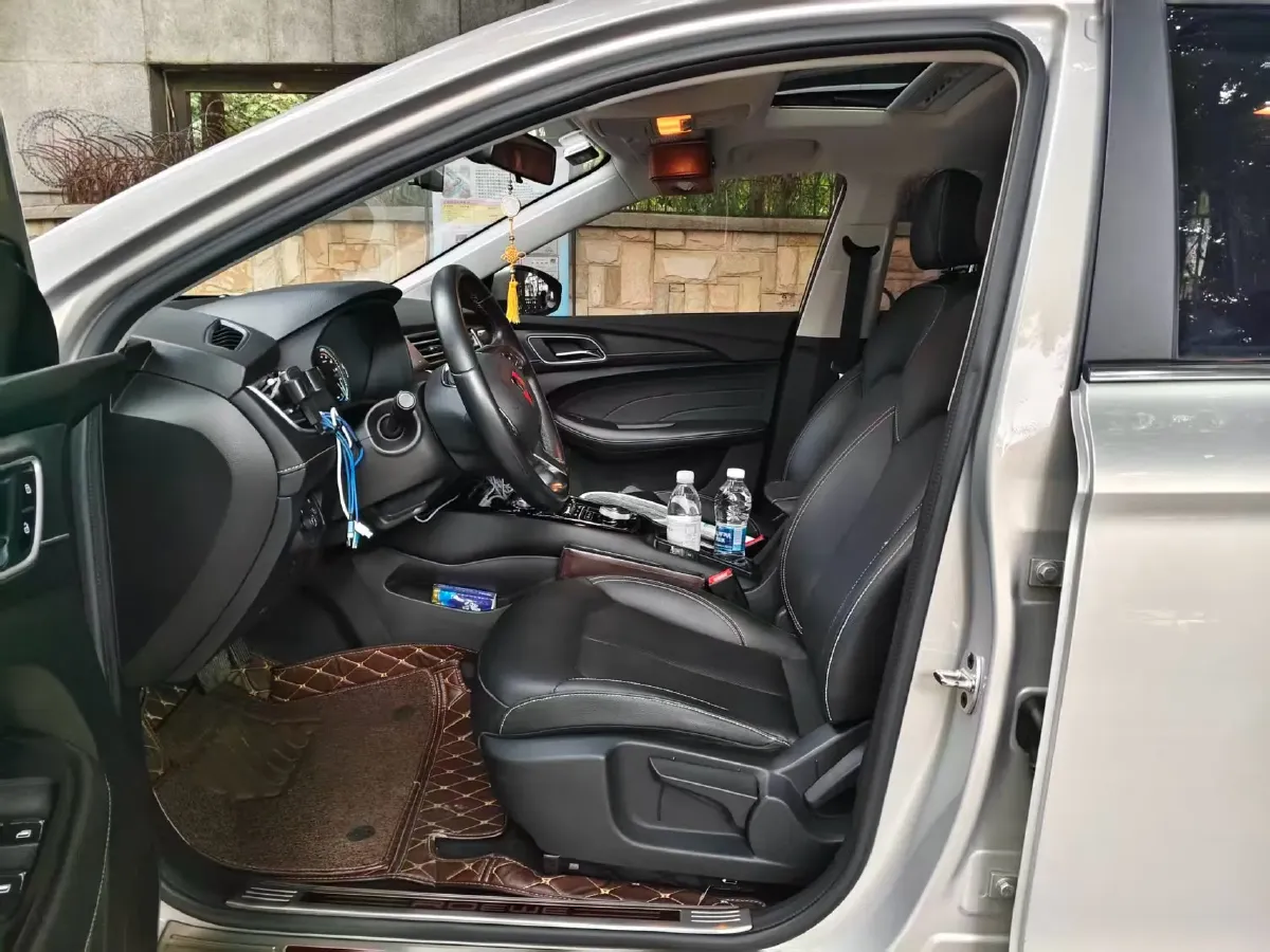 2018 Roewe Ei5 BEV 35KWH,autocango,china used car exporter,china ev exporter,chinese used car exporter,chinese used ev exporter