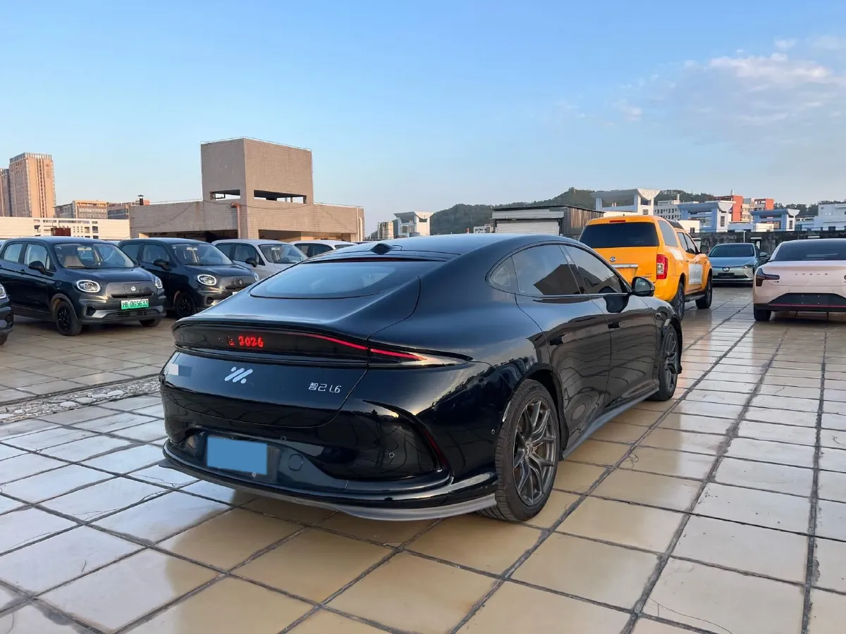 2024 IM L6 BEV 75KWH,autocango,china used car exporter,china ev exporter,chinese used car exporter,chinese used ev exporter