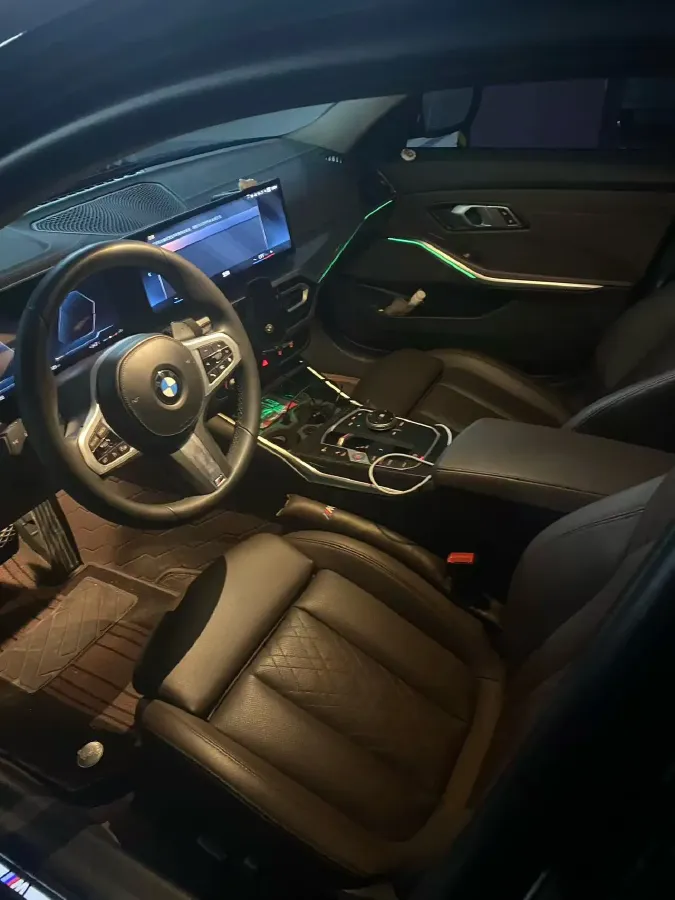 2023 BMW 3 Series 2.0T 184HP L4 8AT,autocango,china used car exporter,china ev exporter,chinese used car exporter,chinese used ev exporter