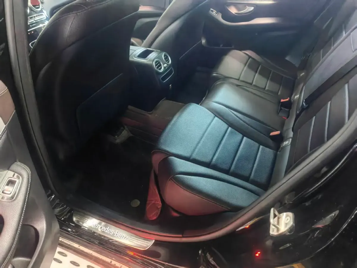 2020 Mercedes-Benz GLC Class 2.0T 197HP L4 9AT,autocango,china used car exporter,china ev exporter,chinese used car exporter,chinese used ev exporter