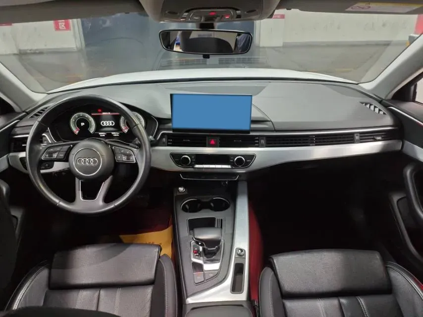 2022 Audi A4L 2.0T 190HP L4 7DCT,autocango,china used car exporter,china ev exporter,chinese used car exporter,chinese used ev exporter