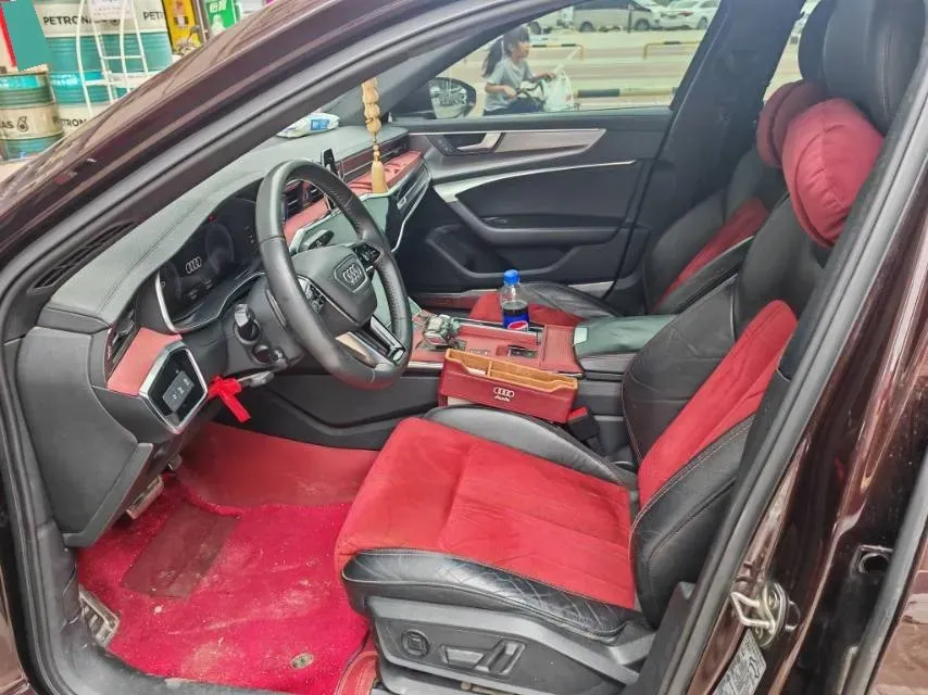 2020 Audi A6L 2.0T 224HP L4 7DCT,autocango,china used car exporter,china ev exporter,chinese used car exporter,chinese used ev exporter