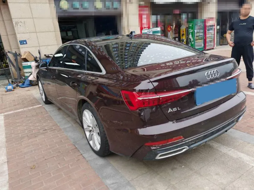 2020 Audi A6L 2.0T 224HP L4 7DCT,autocango,china used car exporter,china ev exporter,chinese used car exporter,chinese used ev exporter