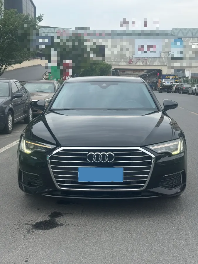 2021 Audi A6L 2.0T 224HP L4 7DCT,autocango,china used car exporter,china ev exporter,chinese used car exporter,chinese used ev exporter