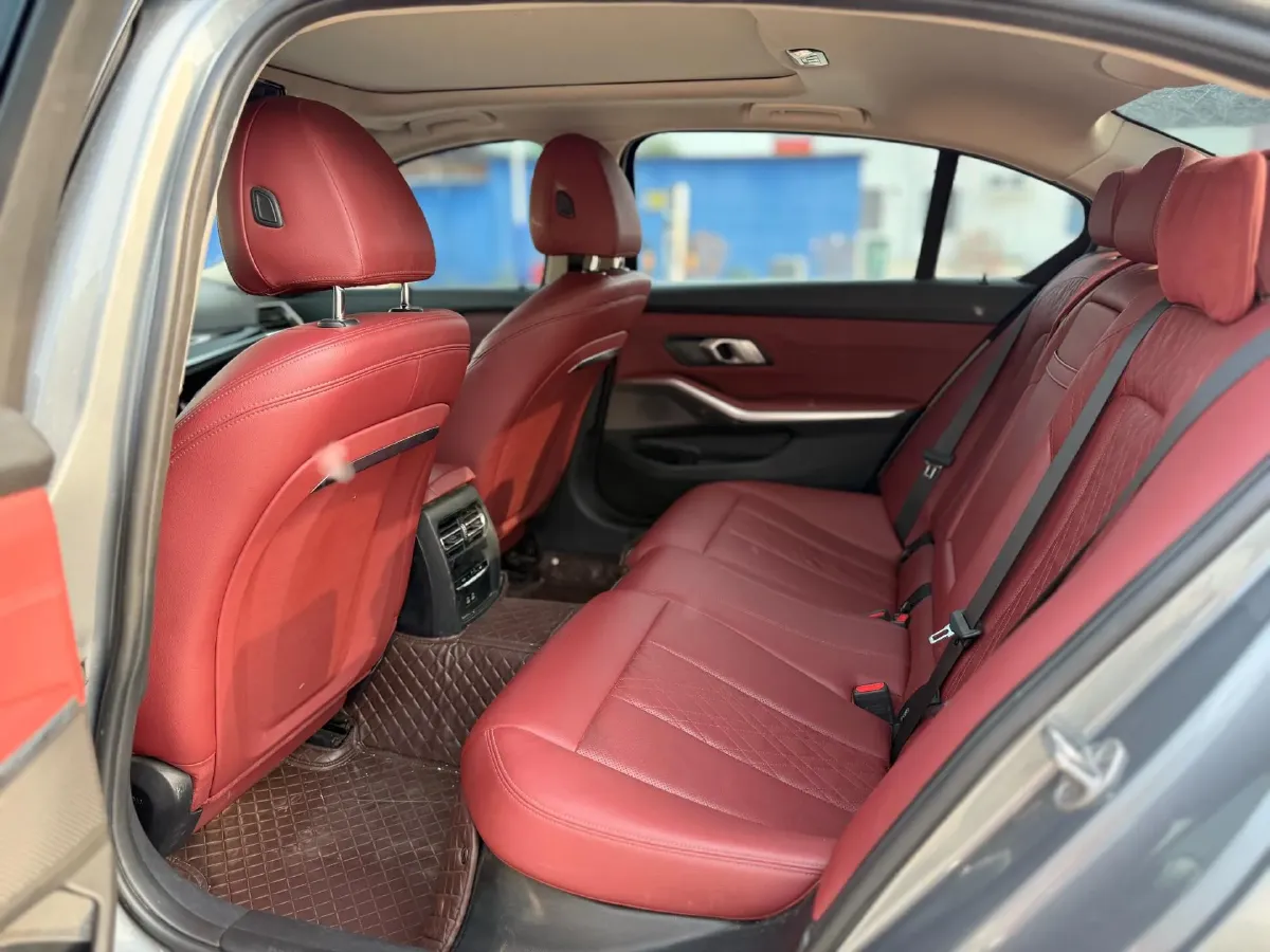 2023 BMW 3 Series 2.0T 156HP L4 8AT,autocango,china used car exporter,china ev exporter,chinese used car exporter,chinese used ev exporter
