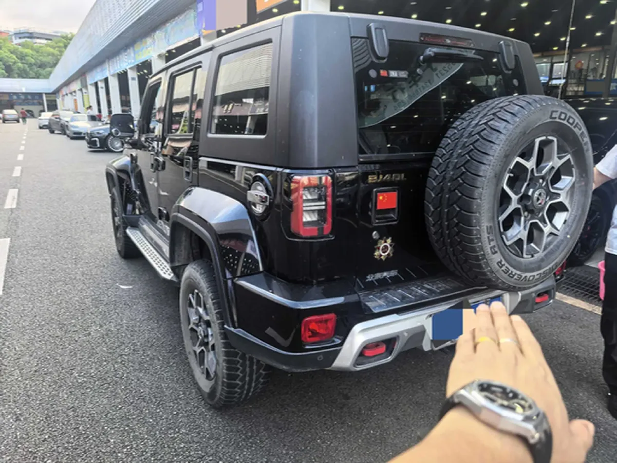 2018 Beijing BJ40 2.3T 250HP L4 6AT,autocango,china used car exporter,china ev exporter,chinese used car exporter,chinese used ev exporter