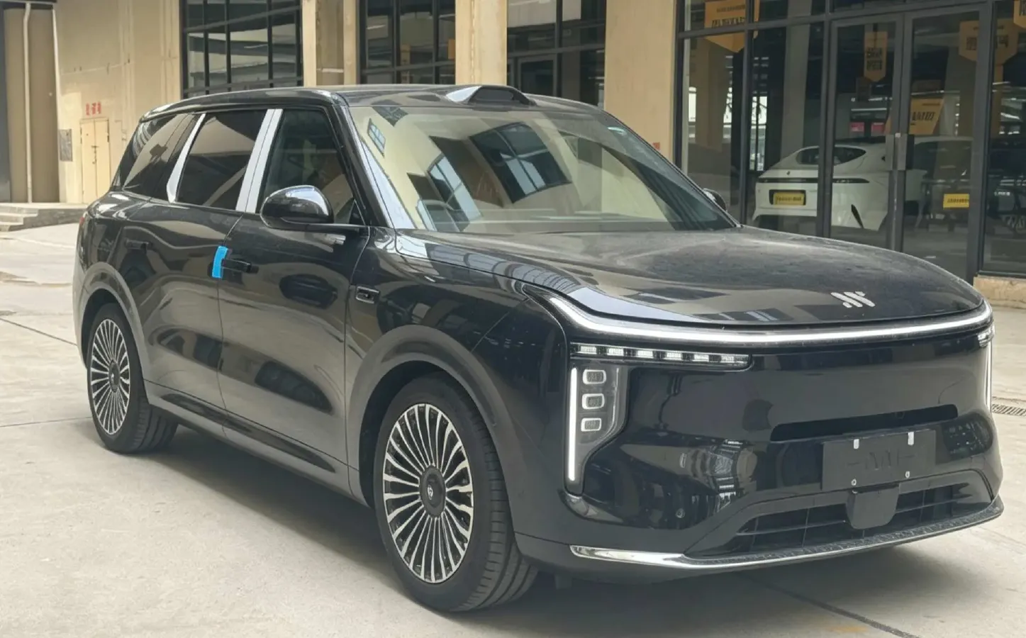 2026 WEY BlueMountain 1.5T 170HP L4 4DHT PHEV,autocango,china used car exporter,china ev exporter,chinese used car exporter,chinese used ev exporter