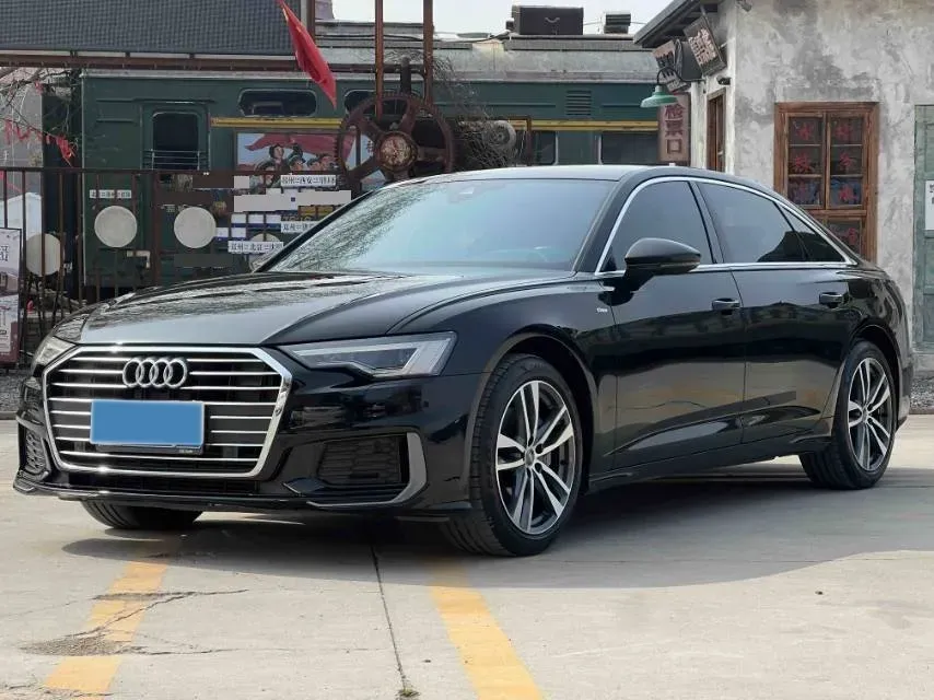 2020 Audi A6L 2.0T 190HP L4 7DCT,autocango,china used car exporter,china ev exporter,chinese used car exporter,chinese used ev exporter