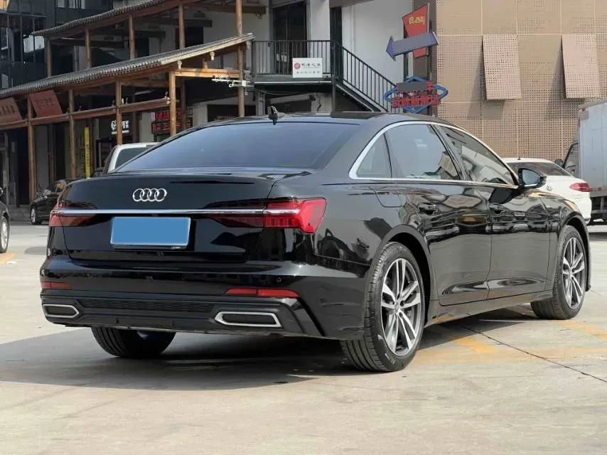 2020 Audi A6L 2.0T 190HP L4 7DCT,autocango,china used car exporter,china ev exporter,chinese used car exporter,chinese used ev exporter
