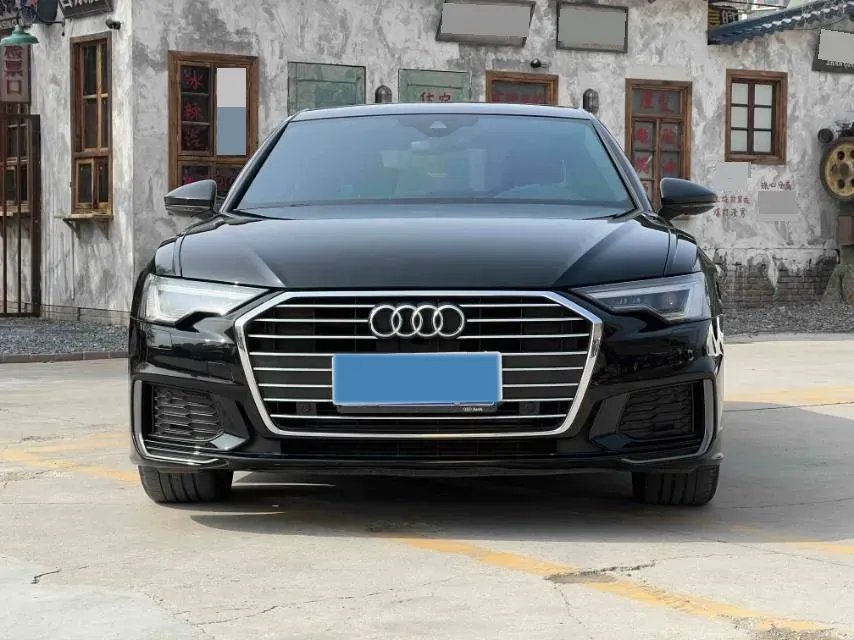 2020 Audi A6L 2.0T 190HP L4 7DCT,autocango,china used car exporter,china ev exporter,chinese used car exporter,chinese used ev exporter