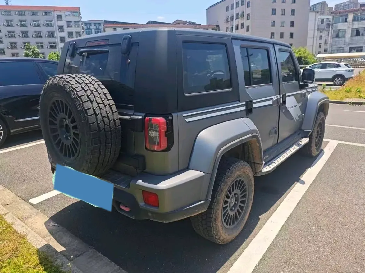 2023 Beijing BJ40 2.0T 224HP L4 8AT,autocango,china used car exporter,china ev exporter,chinese used car exporter,chinese used ev exporter