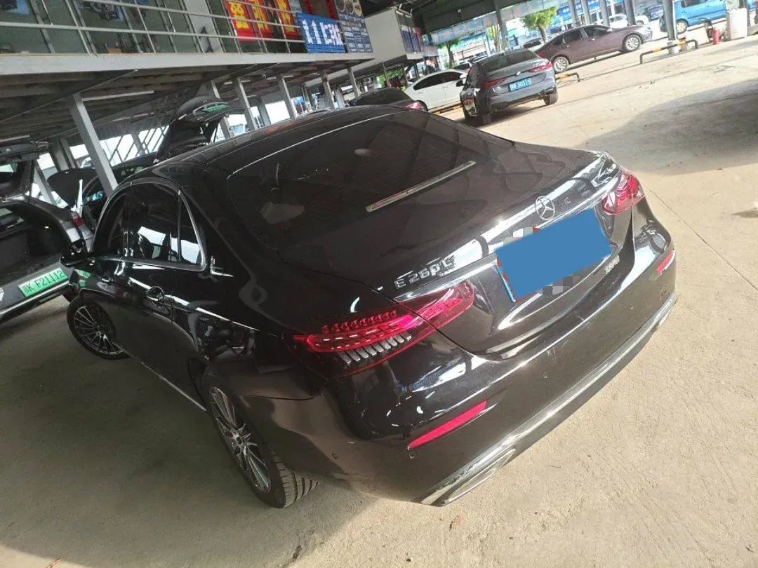 2022 Mercedes-Benz E Class 2.0T 197HP L4 9AT,autocango,china used car exporter,china ev exporter,chinese used car exporter,chinese used ev exporter