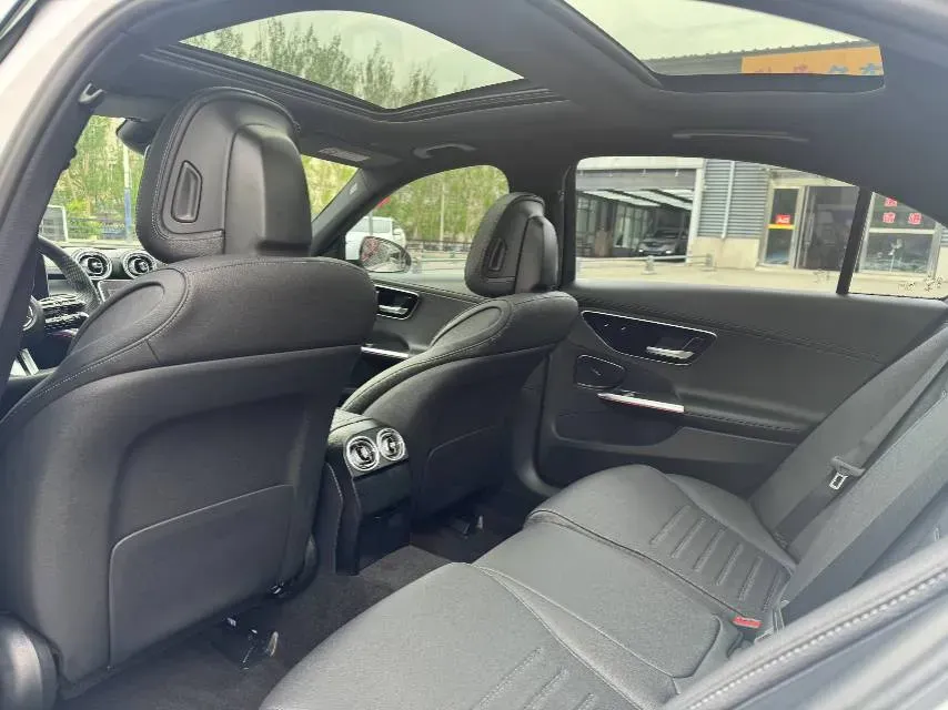 2023 Mercedes-Benz C Class 1.5T 204HP L4 9AT,autocango,china used car exporter,china ev exporter,chinese used car exporter,chinese used ev exporter