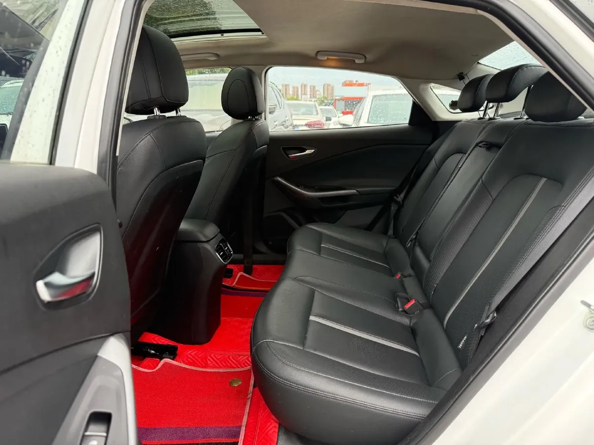 2021 Hyundai La Festa 1.6T 204HP L4 7DCT,autocango,china used car exporter,china ev exporter,chinese used car exporter,chinese used ev exporter