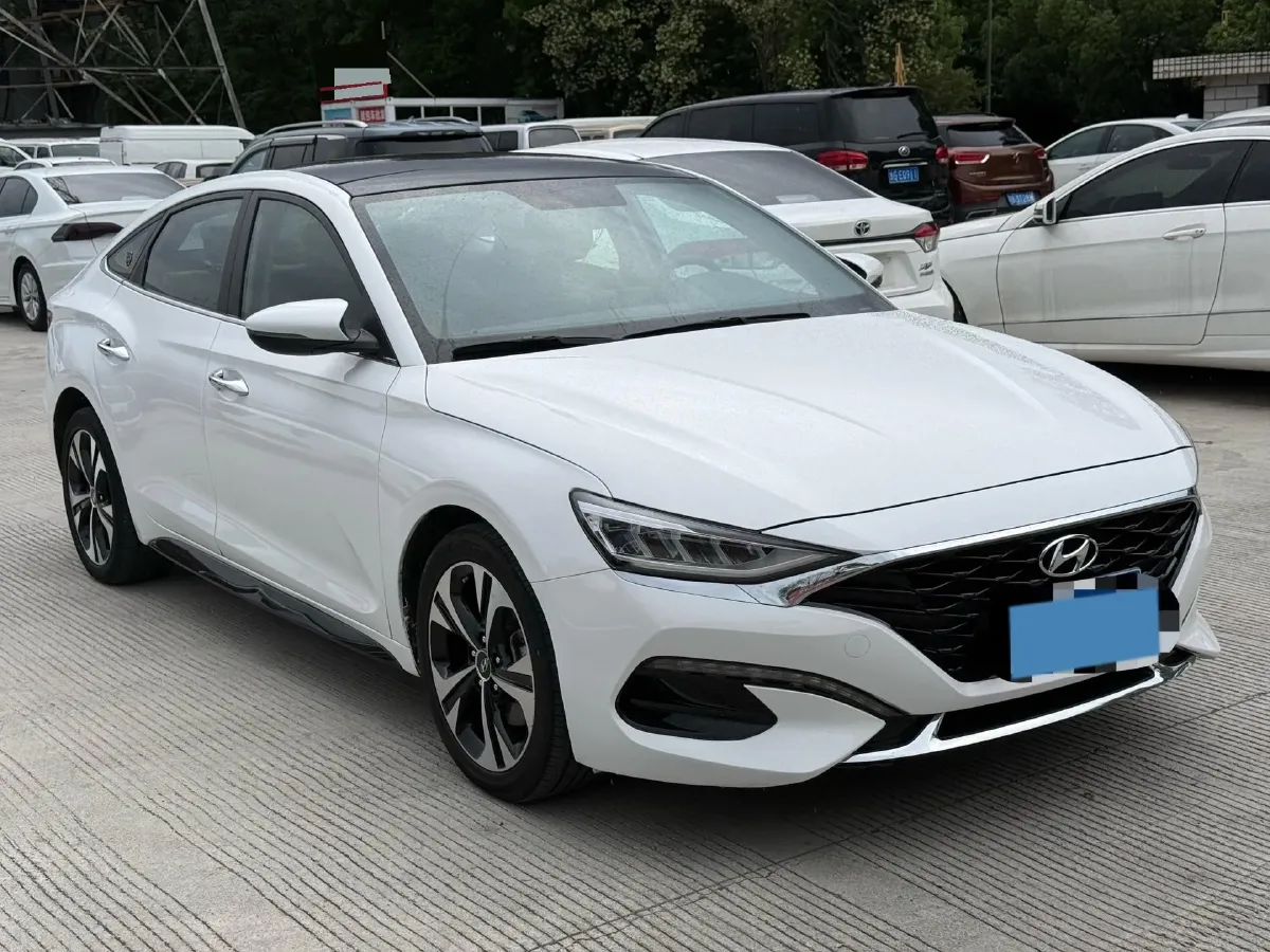 2021 Hyundai La Festa 1.6T 204HP L4 7DCT,autocango,china used car exporter,china ev exporter,chinese used car exporter,chinese used ev exporter