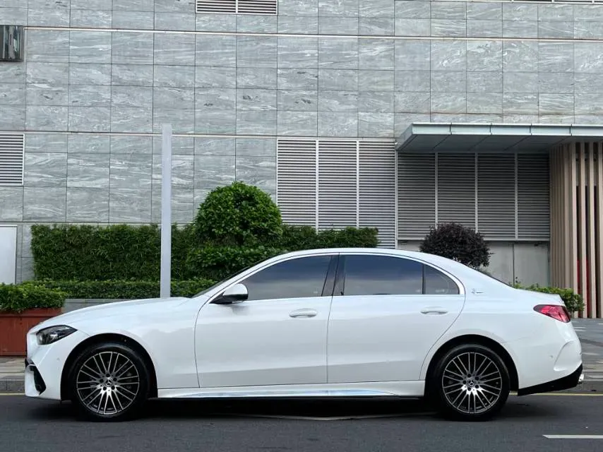 2024 Mercedes-Benz C Class 1.5T 204HP L4 9AT,autocango,china used car exporter,china ev exporter,chinese used car exporter,chinese used ev exporter