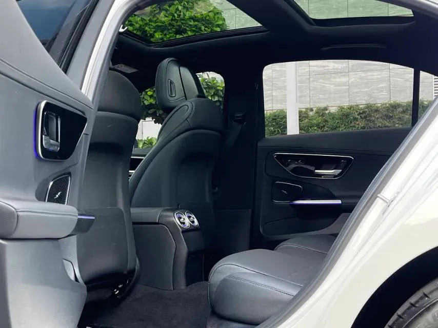 2024 Mercedes-Benz C Class 1.5T 204HP L4 9AT,autocango,china used car exporter,china ev exporter,chinese used car exporter,chinese used ev exporter