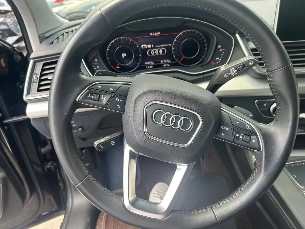 2020 Audi Q5L 2.0T 190HP L4 7DCT,autocango,china used car exporter,china ev exporter,chinese used car exporter,chinese used ev exporter