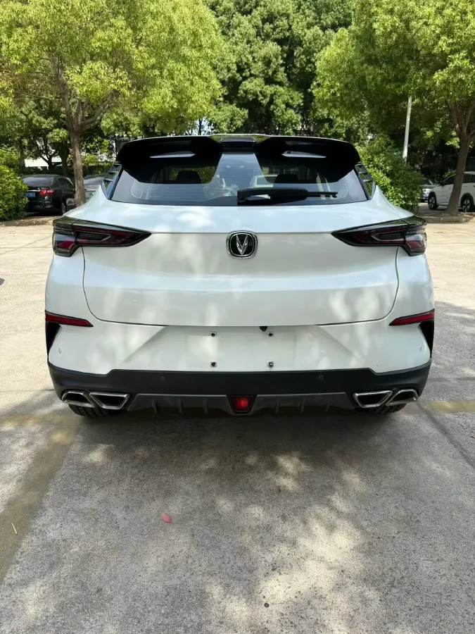 2020 ChangAn UNI-T 1.5T 180HP L4 7DCT,autocango,china used car exporter,china ev exporter,chinese used car exporter,chinese used ev exporter