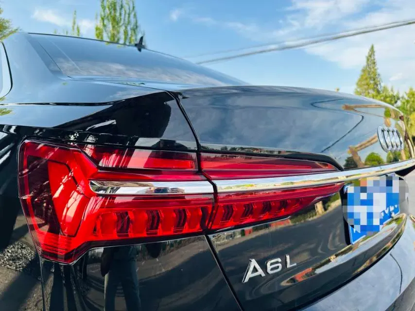2020 Audi A6L 2.0T 190HP L4 7DCT,autocango,china used car exporter,china ev exporter,chinese used car exporter,chinese used ev exporter