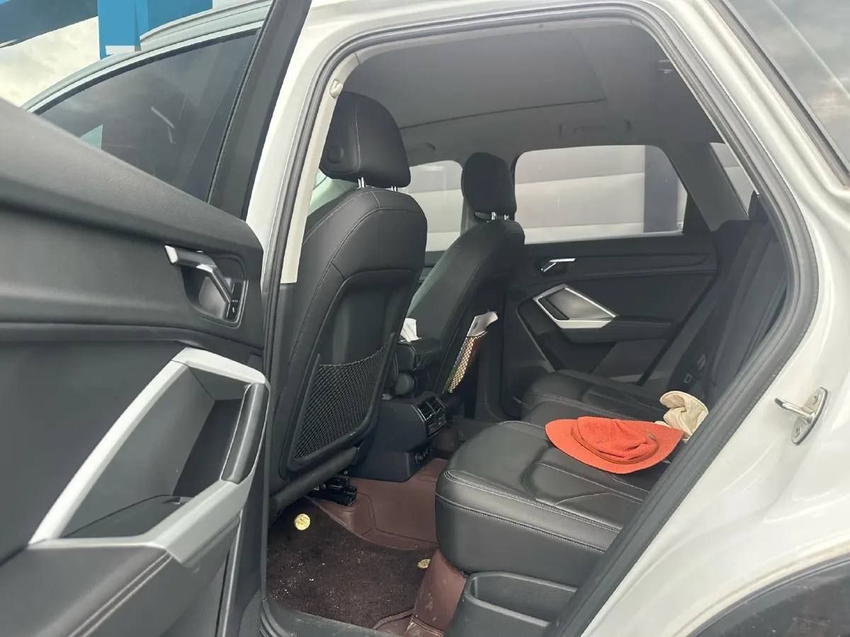2021 Audi Q3 1.4T 150HP L4 7DCT,autocango,china used car exporter,china ev exporter,chinese used car exporter,chinese used ev exporter
