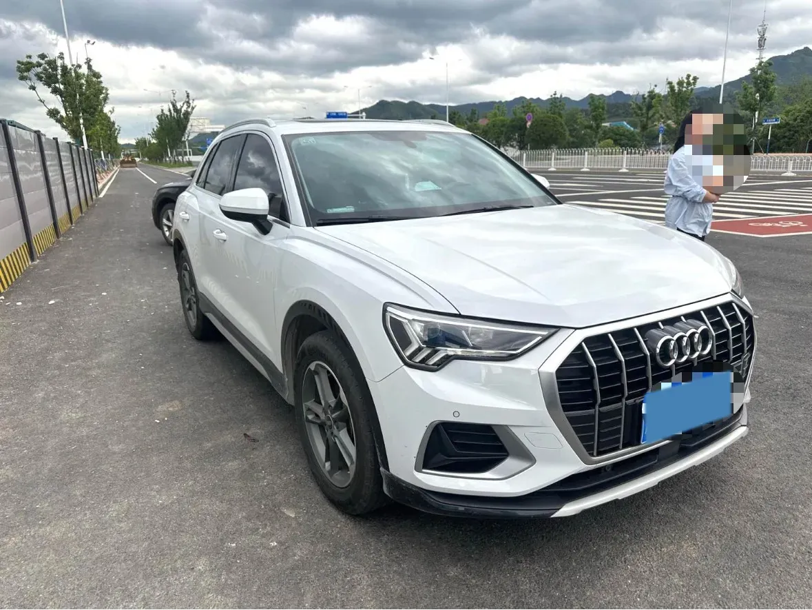 2021 Audi Q3 1.4T 150HP L4 7DCT,autocango,china used car exporter,china ev exporter,chinese used car exporter,chinese used ev exporter
