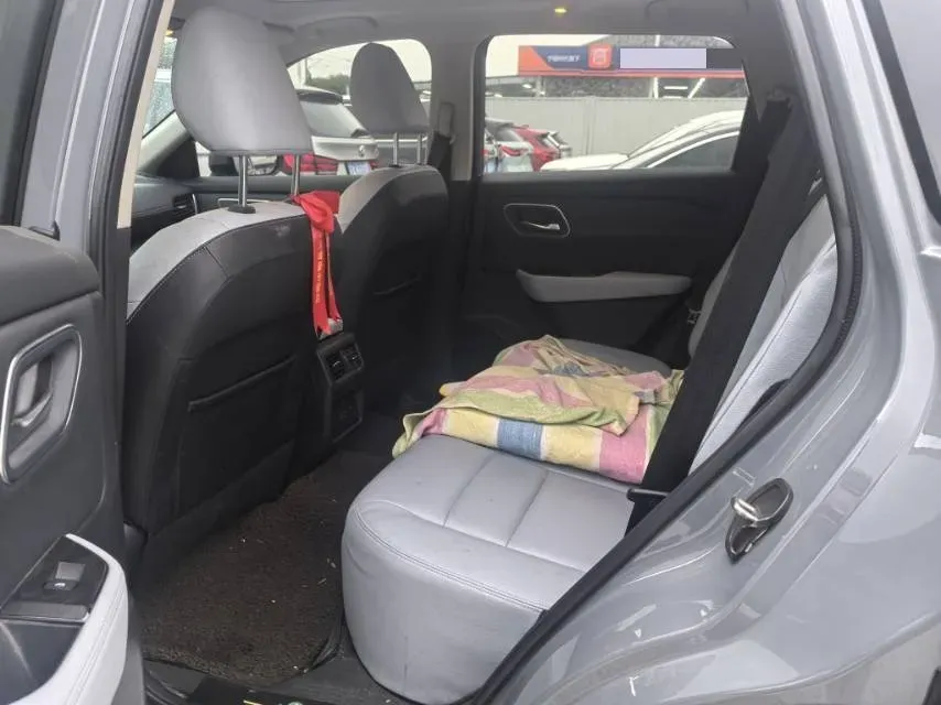 2023 Nissan X-Trail 1.5T 144HP L3 Hybrid,autocango,china used car exporter,china ev exporter,chinese used car exporter,chinese used ev exporter