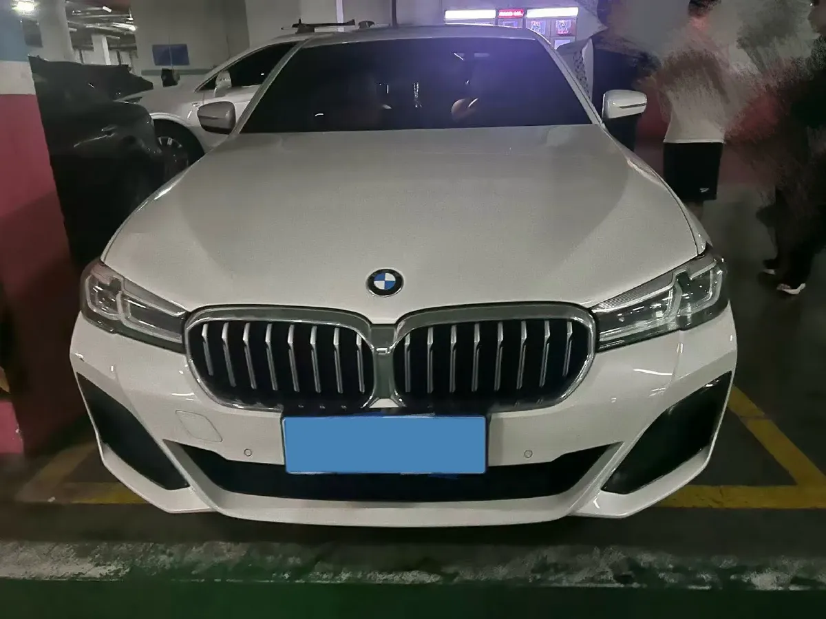 2022 BMW 5 Series 2.0T 184HP L4 8AT,autocango,china used car exporter,china ev exporter,chinese used car exporter,chinese used ev exporter