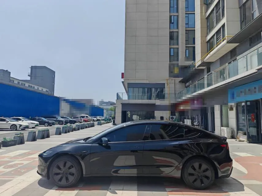 2025 Tesla Model 3 BEV,autocango,china used car exporter,china ev exporter,chinese used car exporter,chinese used ev exporter