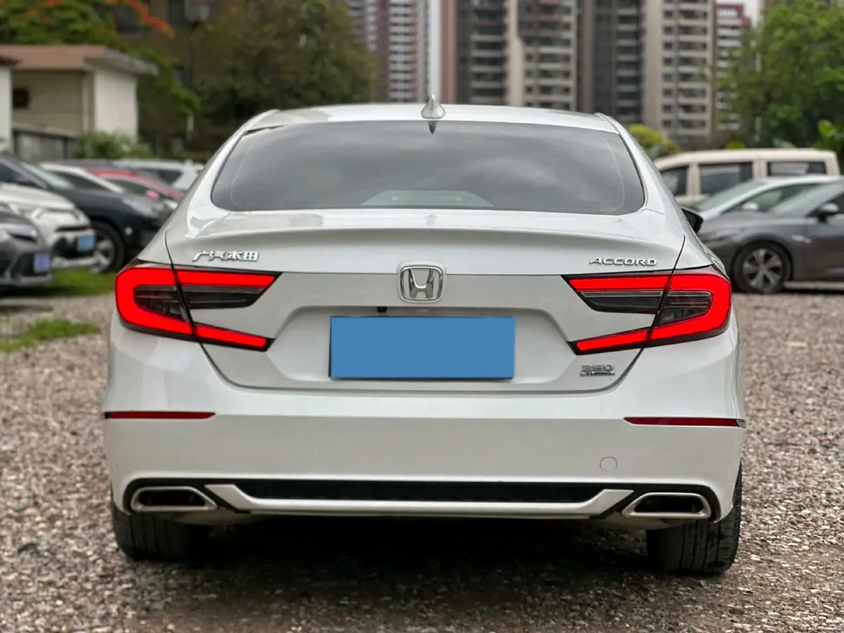 2022 Honda Accord 1.5T 194HP L4 CVT,autocango,china used car exporter,china ev exporter,chinese used car exporter,chinese used ev exporter
