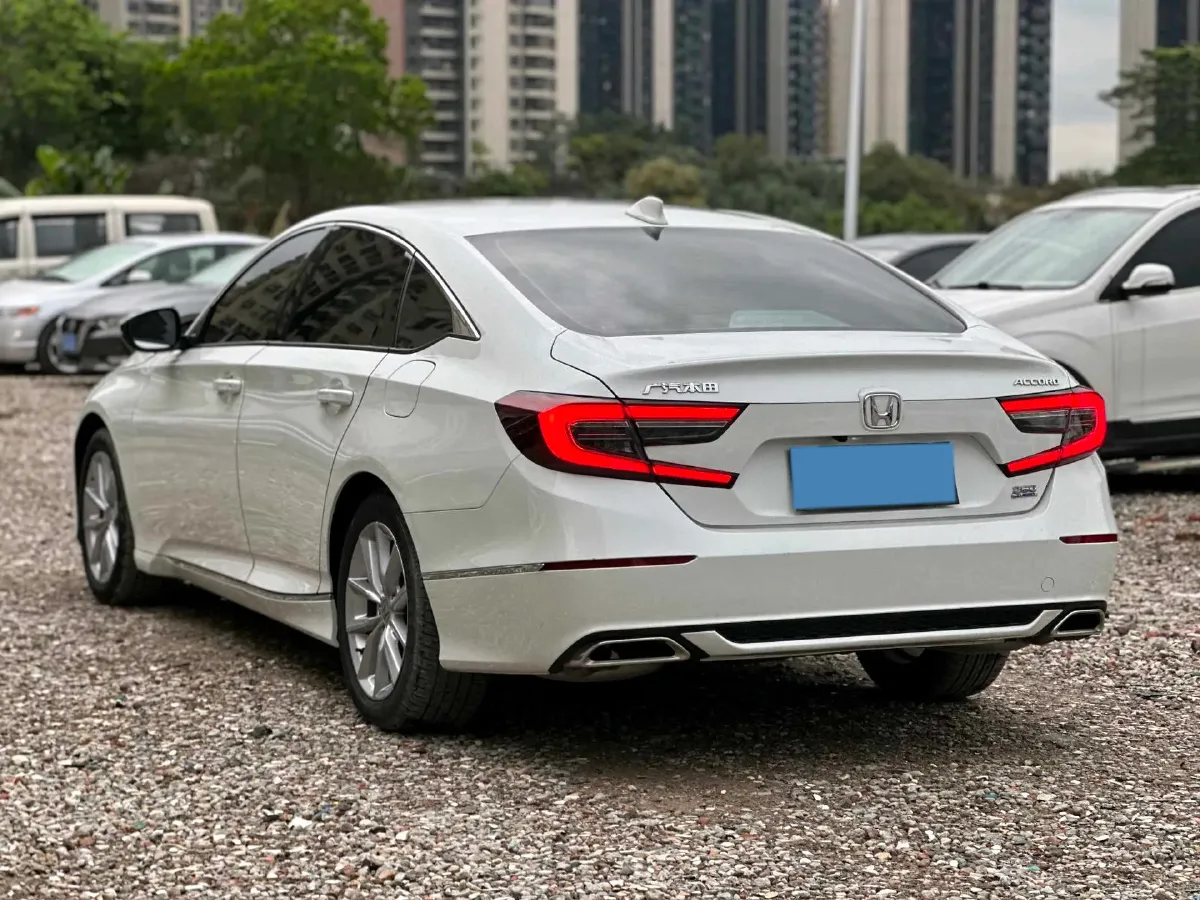 2022 Honda Accord 1.5T 194HP L4 CVT,autocango,china used car exporter,china ev exporter,chinese used car exporter,chinese used ev exporter