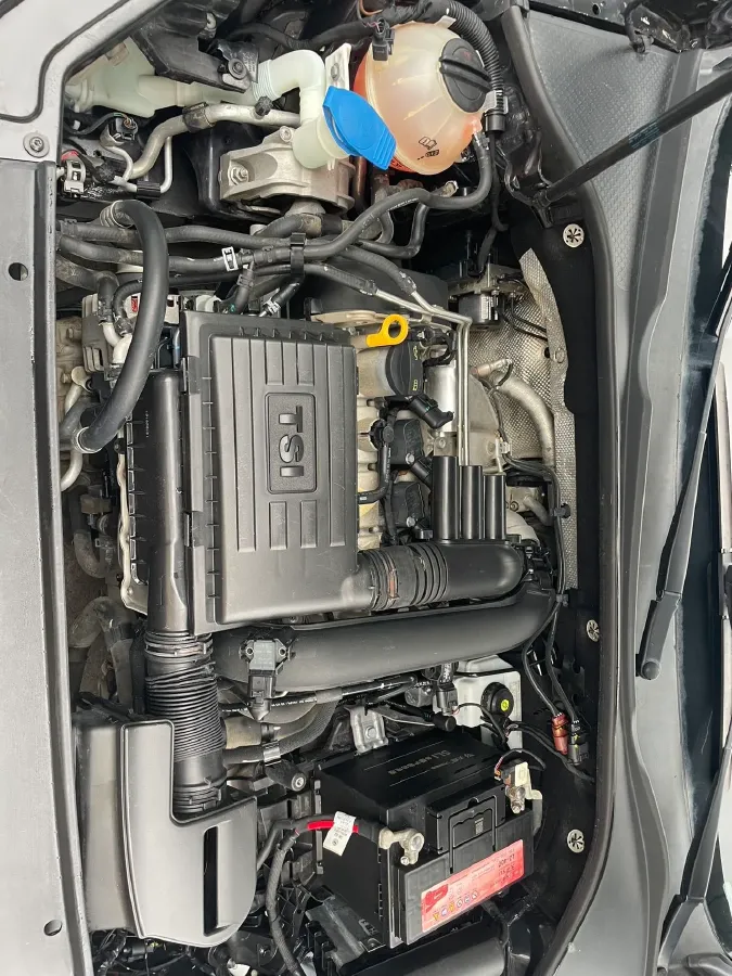 2017 Volkswagen Passat 1.4T 150HP L4 7DCT,autocango,china used car exporter,china ev exporter,chinese used car exporter,chinese used ev exporter