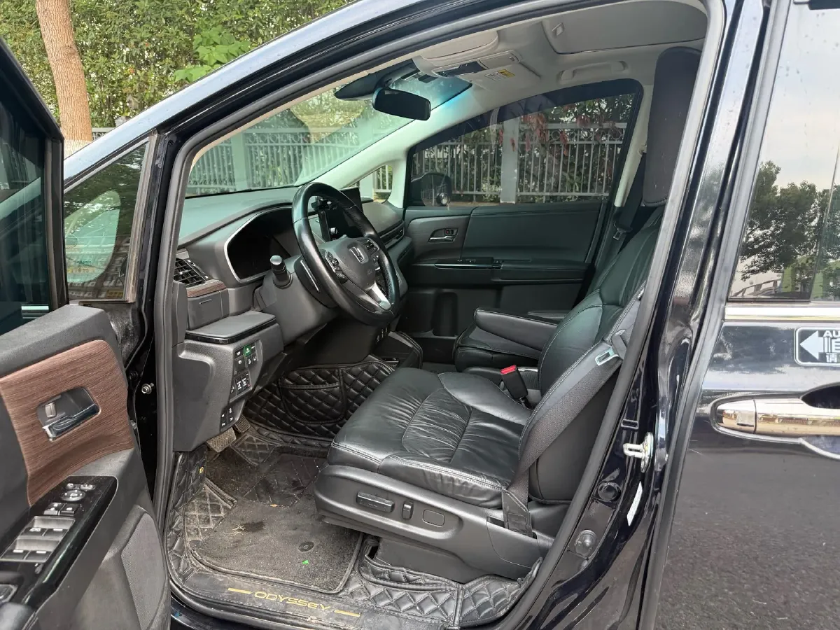 2022 Honda Odyssey 2.0L 146HP L4 E-CVT Hybrid,autocango,china used car exporter,china ev exporter,chinese used car exporter,chinese used ev exporter