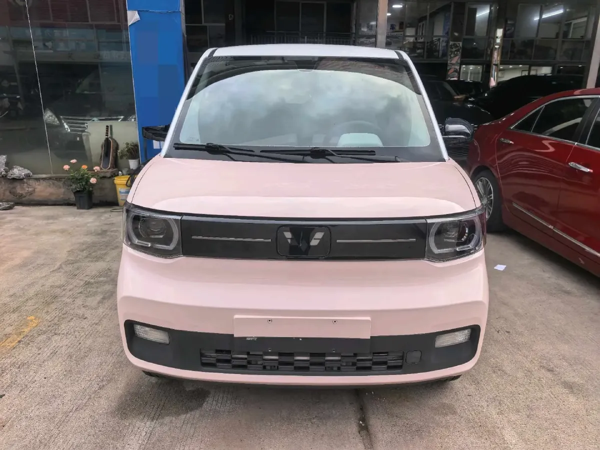 2022 WuLing HongGuang MINI EV BEV 9KWH,autocango,china used car exporter,china ev exporter,chinese used car exporter,chinese used ev exporter