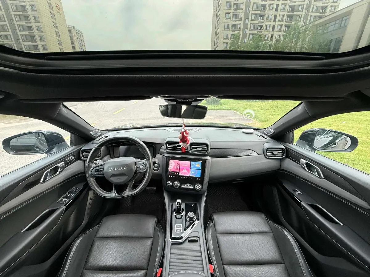 2022 LYNK&CO 03 2.0T 190HP L4 7DCT,autocango,china used car exporter,china ev exporter,chinese used car exporter,chinese used ev exporter