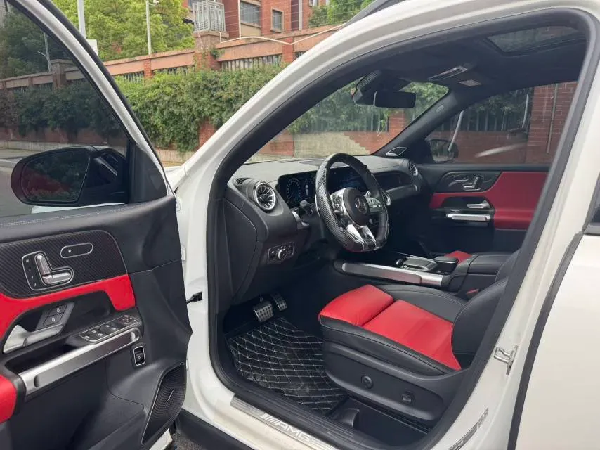 2021 Mercedes-Benz GLB AMG 2.0T 306HP L4 8DCT,autocango,china used car exporter,china ev exporter,chinese used car exporter,chinese used ev exporter