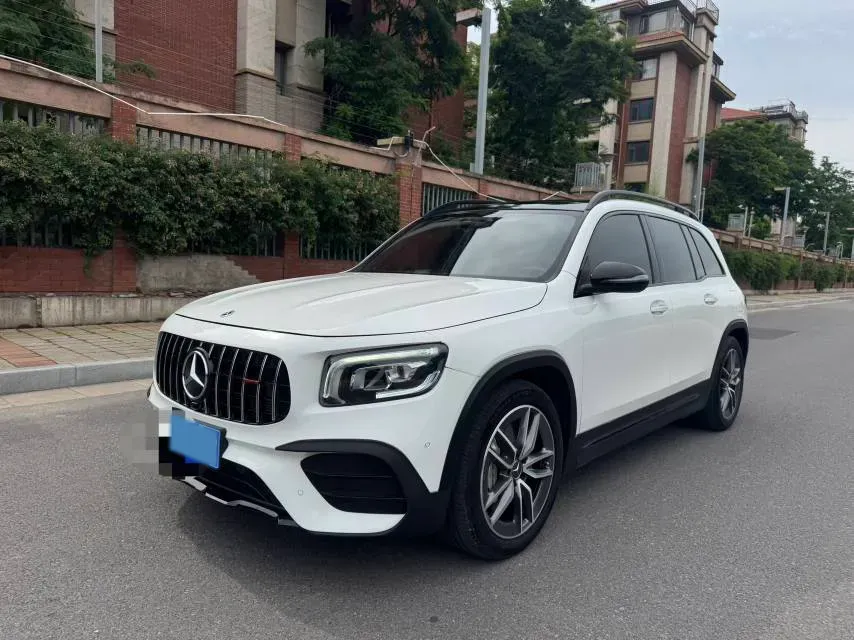 2021 Mercedes-Benz GLB AMG 2.0T 306HP L4 8DCT,autocango,china used car exporter,china ev exporter,chinese used car exporter,chinese used ev exporter