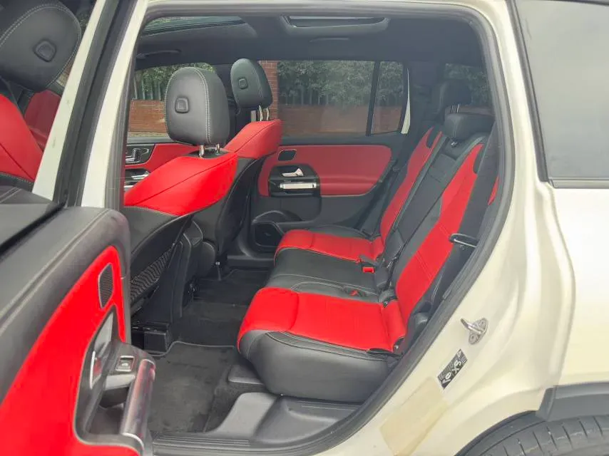 2021 Mercedes-Benz GLB AMG 2.0T 306HP L4 8DCT,autocango,china used car exporter,china ev exporter,chinese used car exporter,chinese used ev exporter