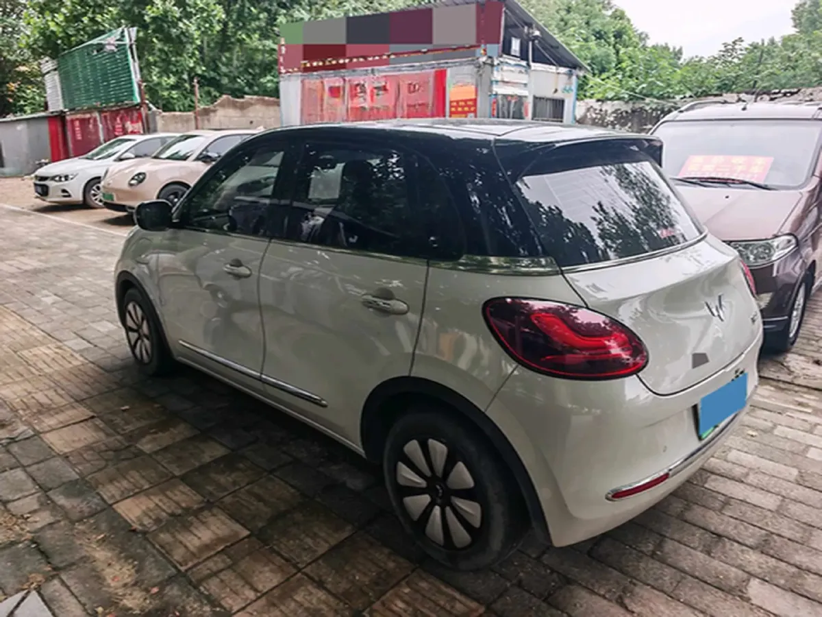 2023 WuLing BinGuo BEV 31.9KWH,autocango,china used car exporter,china ev exporter,chinese used car exporter,chinese used ev exporter