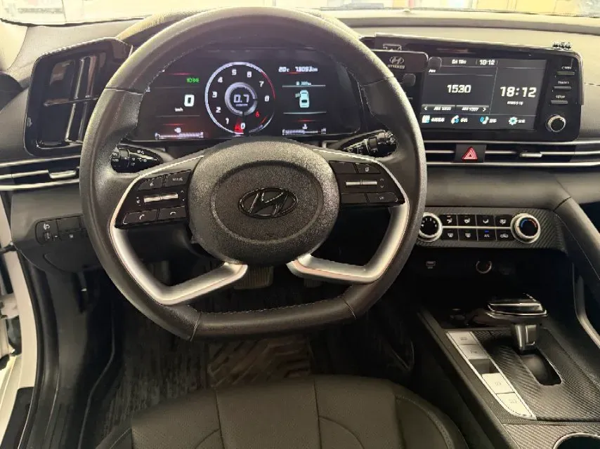 2022 Hyundai Elantra 1.5L 115HP L4 CVT,autocango,china used car exporter,china ev exporter,chinese used car exporter,chinese used ev exporter