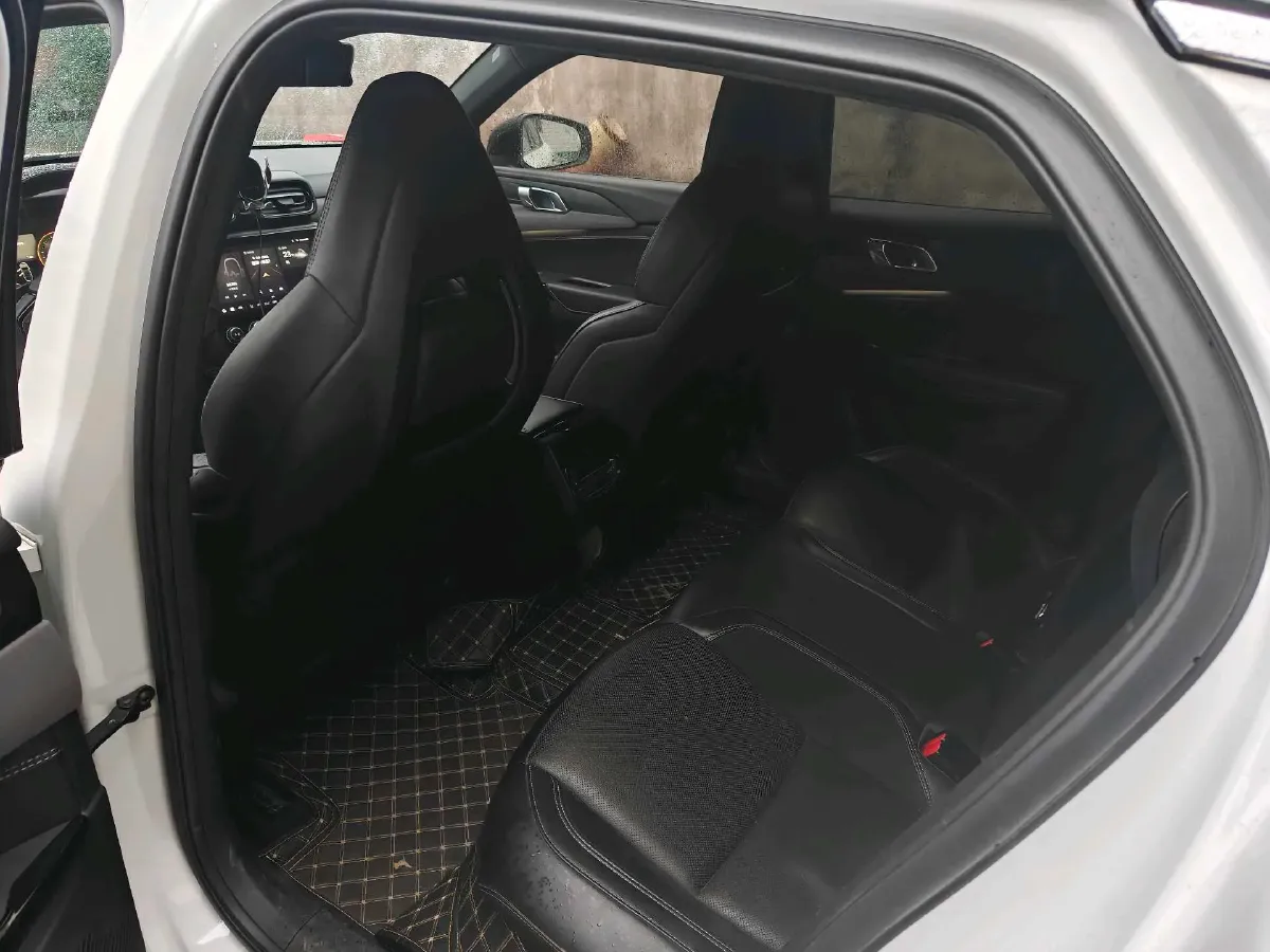 2022 LYNK&CO 03 2.0T 190HP L4 7DCT,autocango,china used car exporter,china ev exporter,chinese used car exporter,chinese used ev exporter