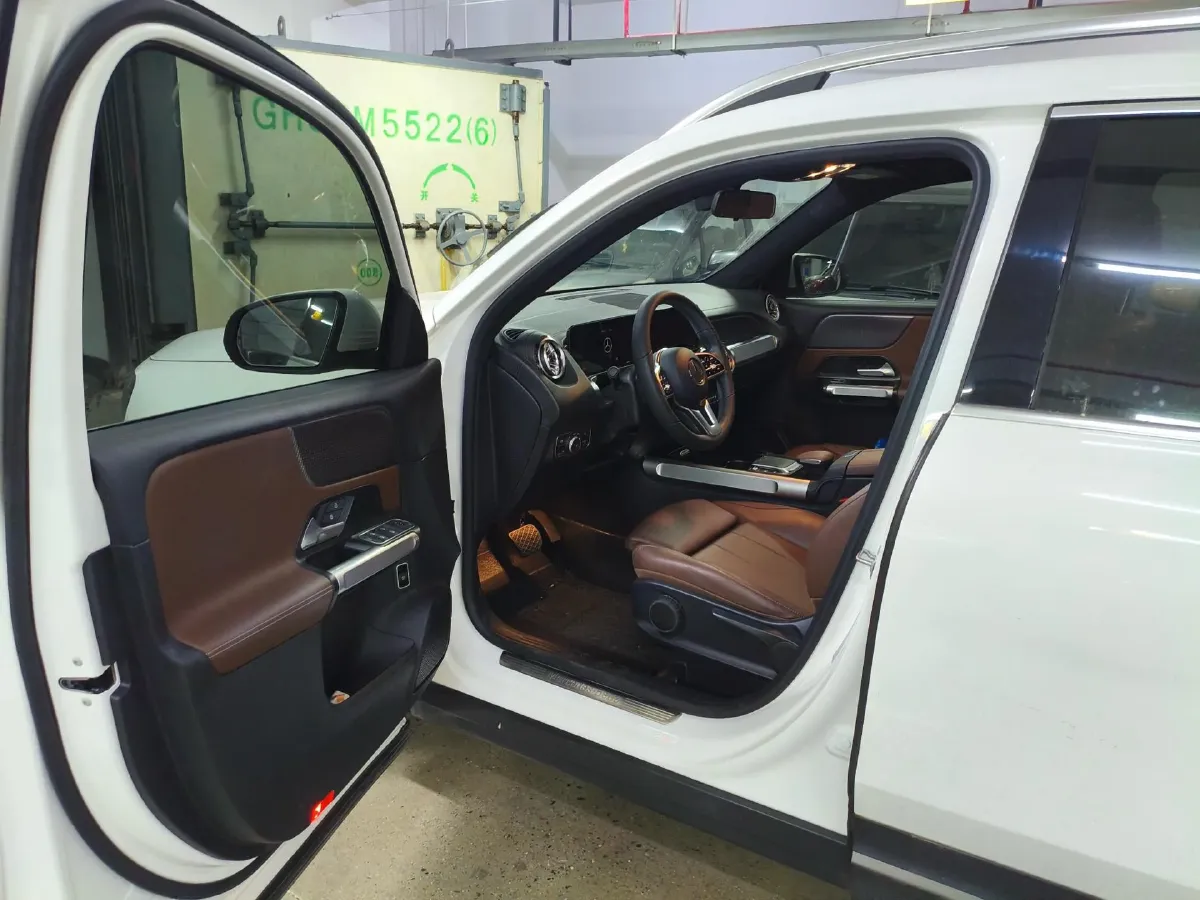 2022 Mercedes-Benz GLB Class 2.0T 190HP L4 8DCT,autocango,china used car exporter,china ev exporter,chinese used car exporter,chinese used ev exporter