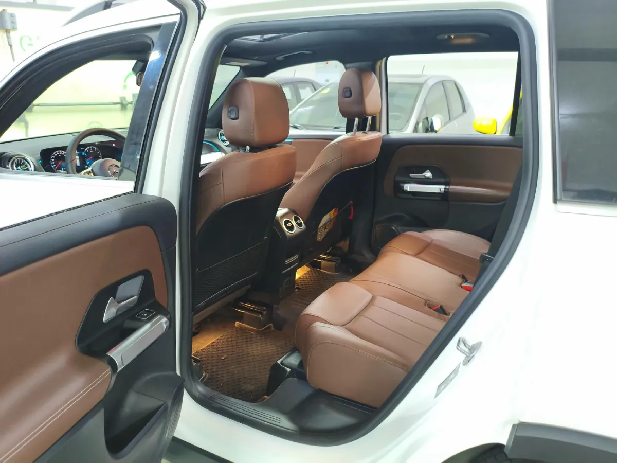 2022 Mercedes-Benz GLB Class 2.0T 190HP L4 8DCT,autocango,china used car exporter,china ev exporter,chinese used car exporter,chinese used ev exporter