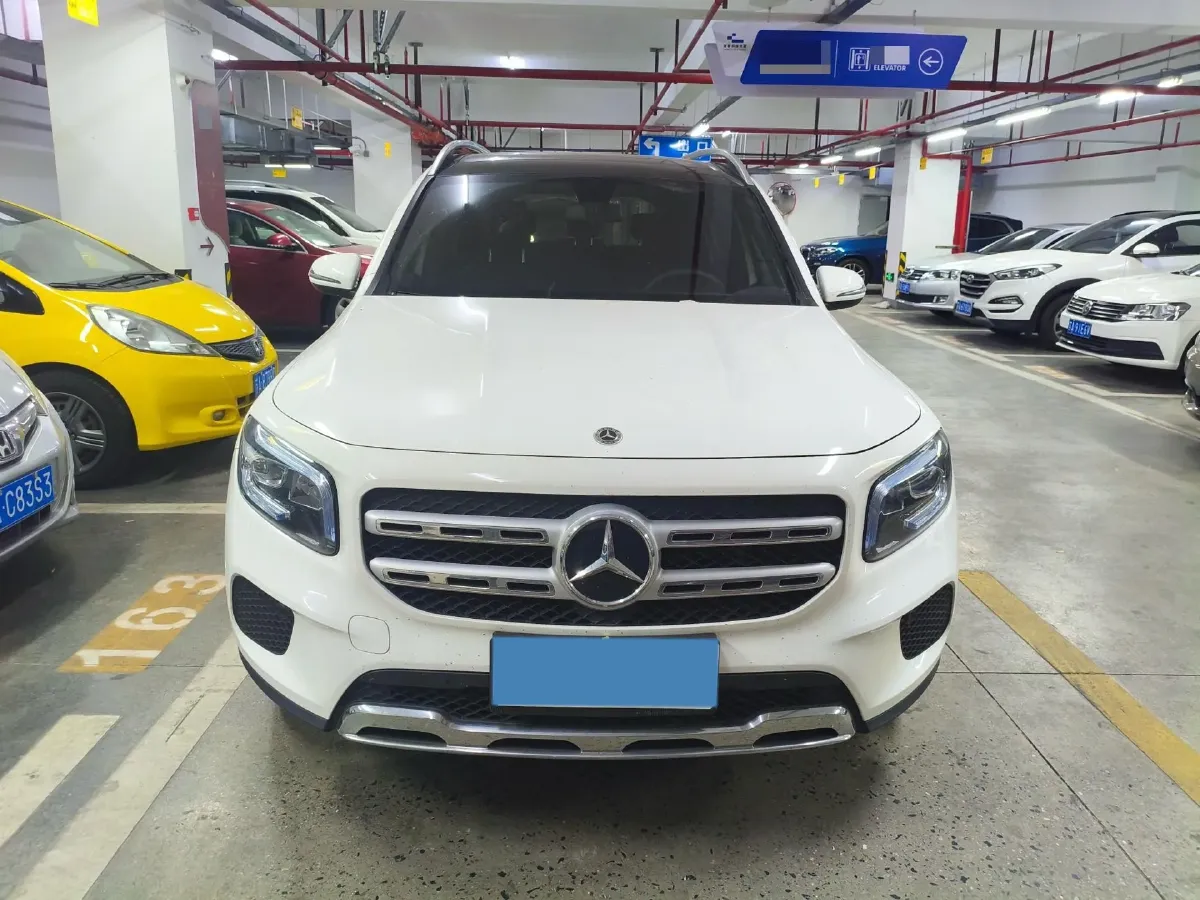 2022 Mercedes-Benz GLB Class 2.0T 190HP L4 8DCT,autocango,china used car exporter,china ev exporter,chinese used car exporter,chinese used ev exporter