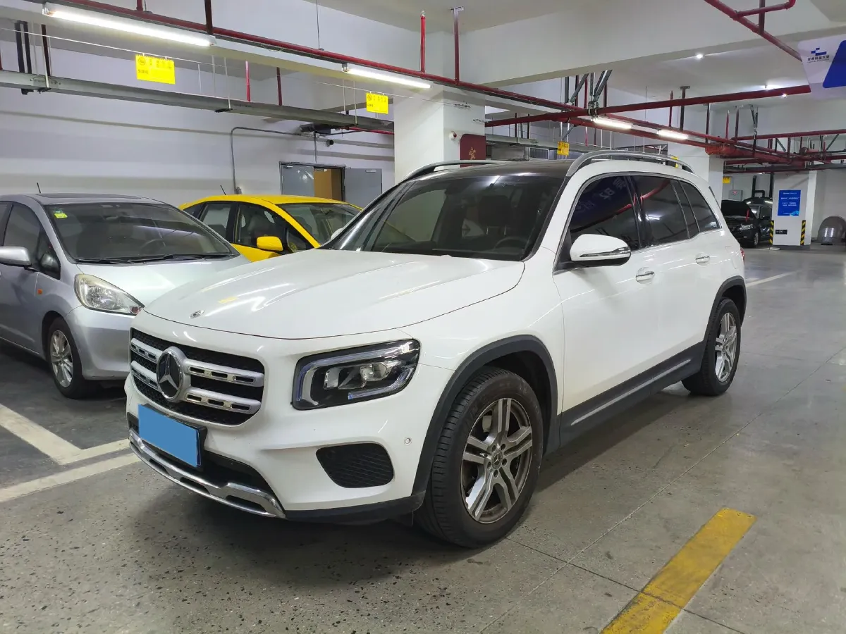 2022 Mercedes-Benz GLB Class 2.0T 190HP L4 8DCT,autocango,china used car exporter,china ev exporter,chinese used car exporter,chinese used ev exporter